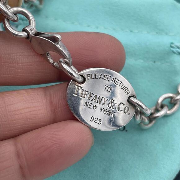 Tiffany & Co Return to Tiffany Oval Tag Sterling Silver 15" Choker Necklace - Picture 9 of 9